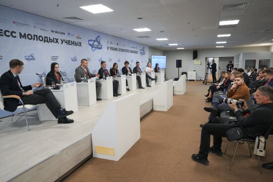 КМУ-2025. Мир 2050: ну как вы там, потомки?