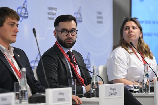 КМУ-2025. Мир 2050: ну как вы там, потомки?