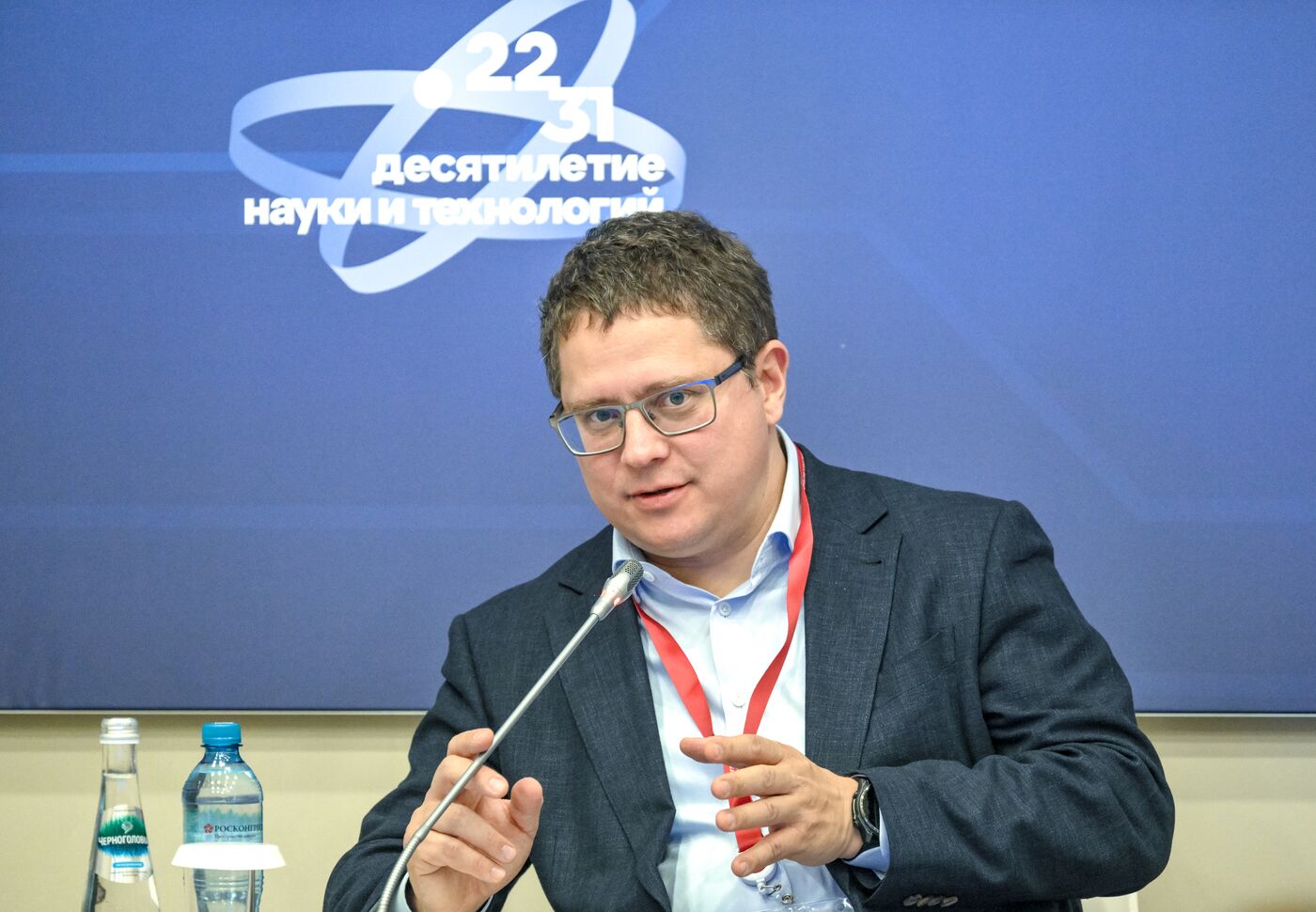 КМУ-2025. Научный руководитель – начальник, тренер или воспитатель?