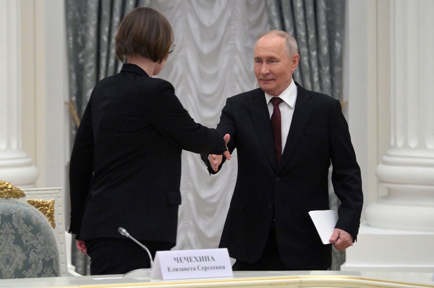 Президент Владимир Путин провел встречу с участниками Конгресса молодых учёных