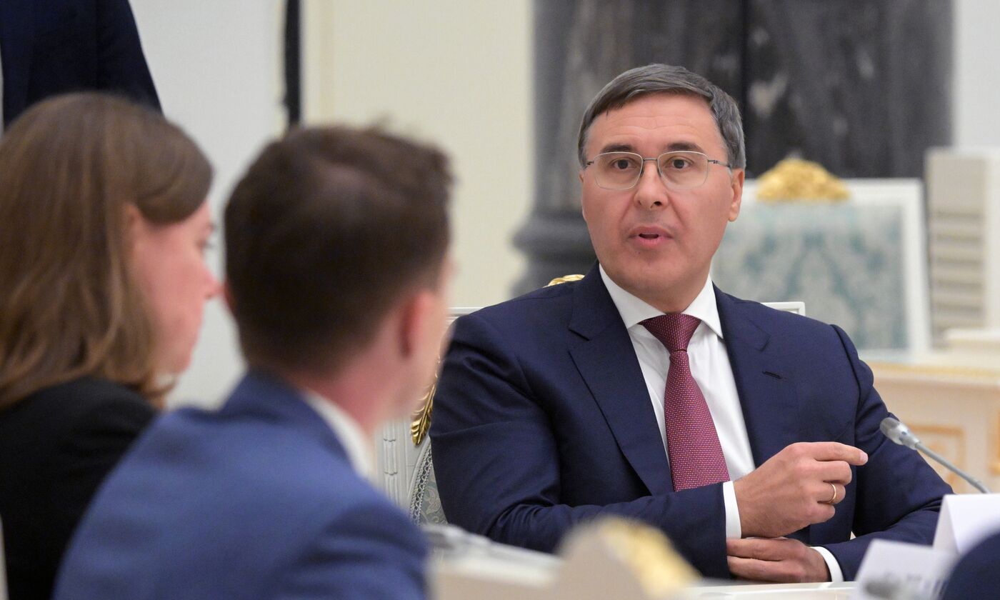 Президент Владимир Путин провел встречу с участниками Конгресса молодых учёных
