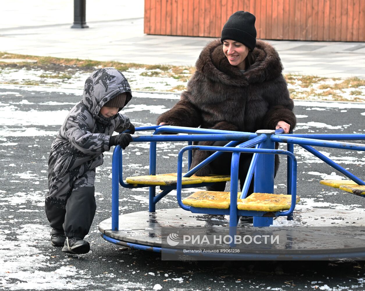 30 ноября в России отмечается День матери