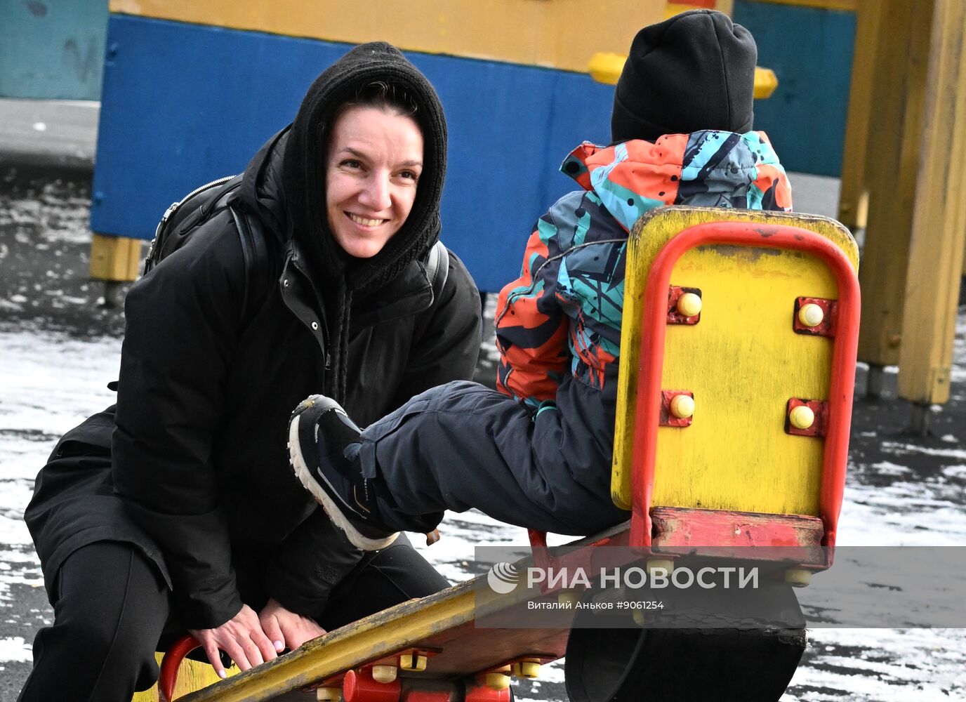 30 ноября в России отмечается День матери