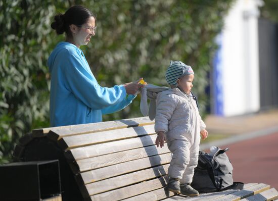 30 ноября в России отмечается День матери