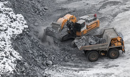 Мазульский известняковый рудник в Красноярском крае