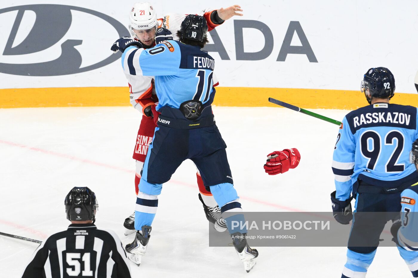 Хоккей. КХЛ. "Сибирь" (Новосибирск) - "Автомобилист" (Екатеринбург)
