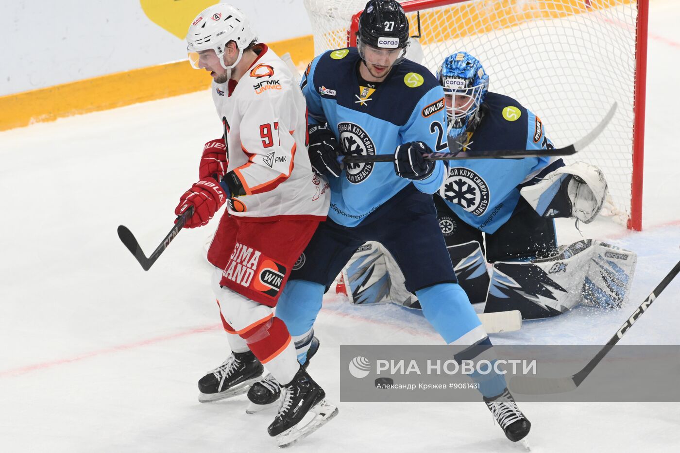Хоккей. КХЛ. "Сибирь" (Новосибирск) - "Автомобилист" (Екатеринбург)