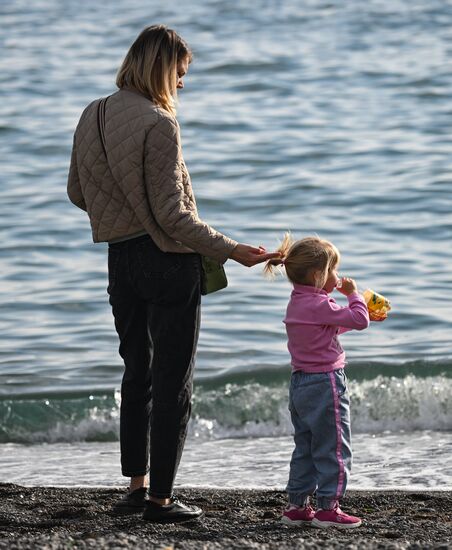 30 ноября в России отмечается День матери