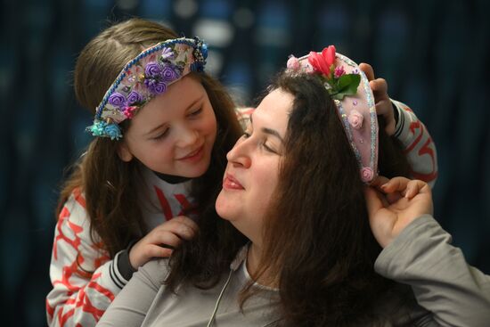 30 ноября в России отмечается День матери