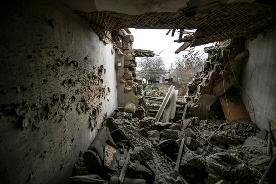 Последствия обстрела в ДНР