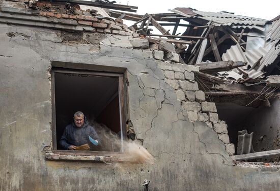 Последствия обстрела в ДНР