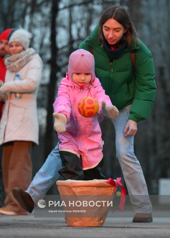 30 ноября в России отмечается День матери