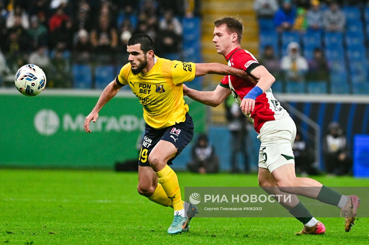 Футбол. РПЛ. "Ростов" (Ростов-на-Дону) – "Локомотив" (Москва)