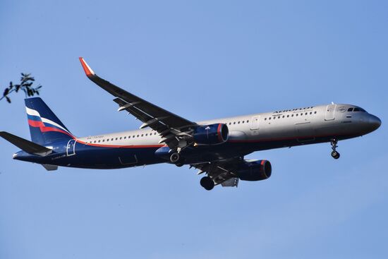 Самолет Airbus A321-21