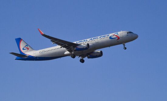 Самолет Airbus A321-231