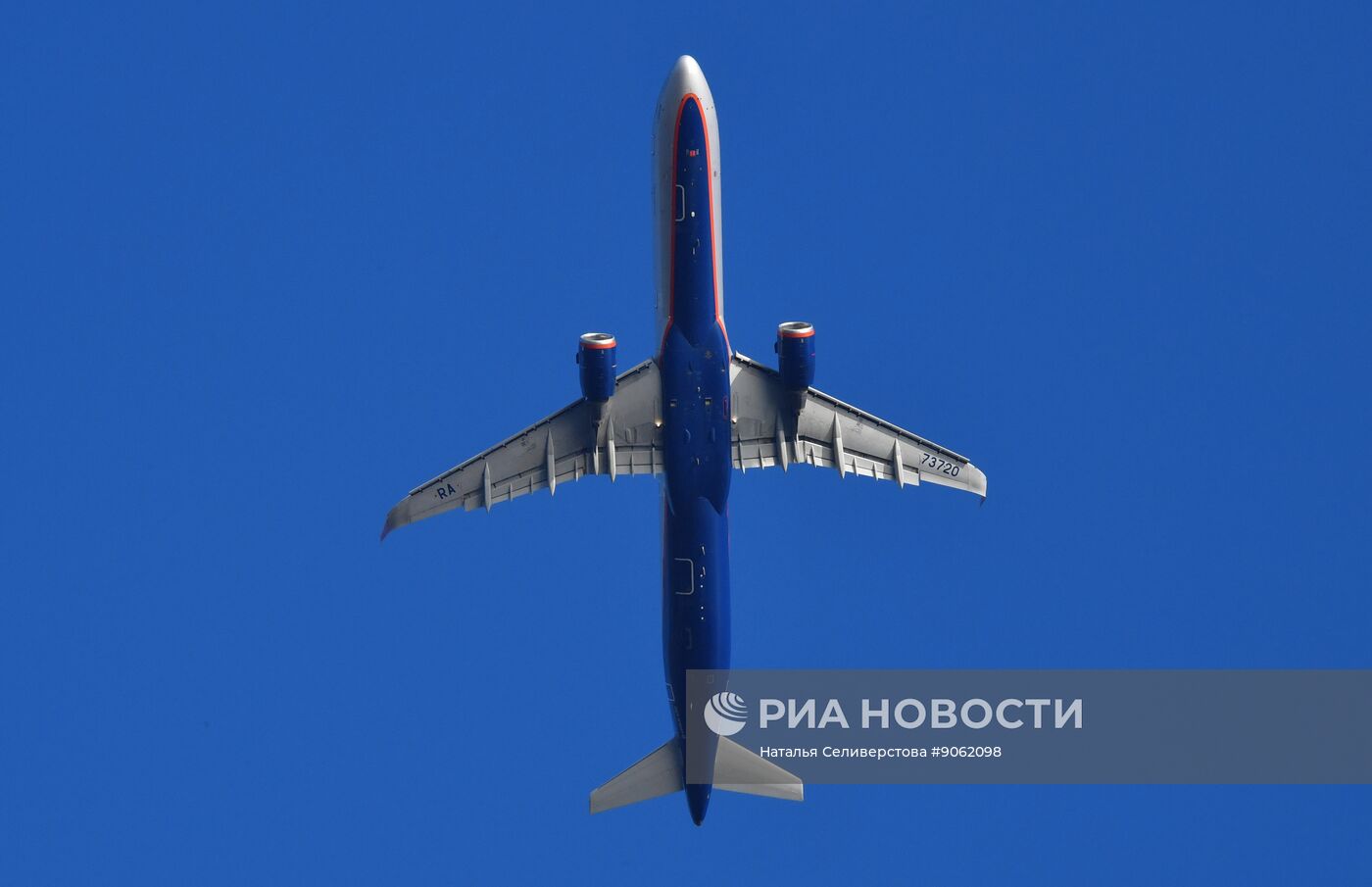 Самолет Airbus A321-21