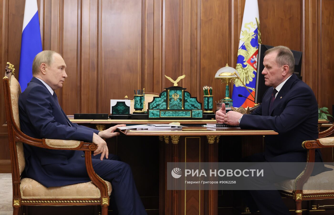 Президент Владимир Путин встретился с директором ФСИН Аркадием Гостевым