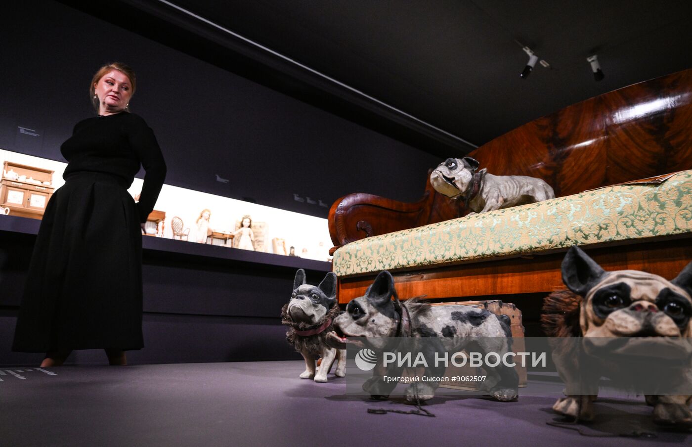 Выставка "Августейшие. Куклы" в Пушкинском музее