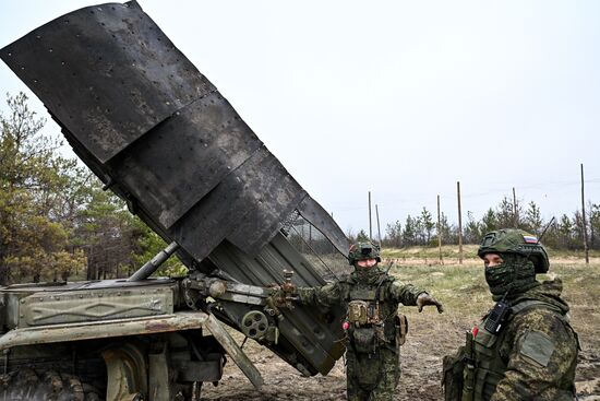 Боевая работа расчета РСЗО "Град" 83-го самоходного артполка на Краснолиманском направлении СВО