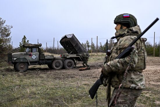 Боевая работа расчета РСЗО "Град" 83-го самоходного артполка на Краснолиманском направлении СВО