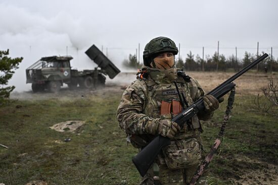 Боевая работа расчета РСЗО "Град" 83-го самоходного артполка на Краснолиманском направлении СВО