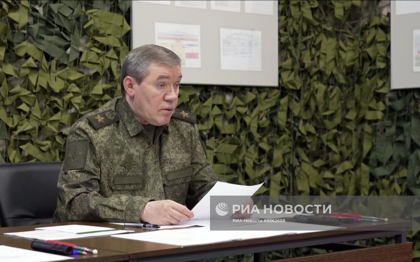 Президент Владимир Путин посетил один из пунктов управления Объединённой группировки войск