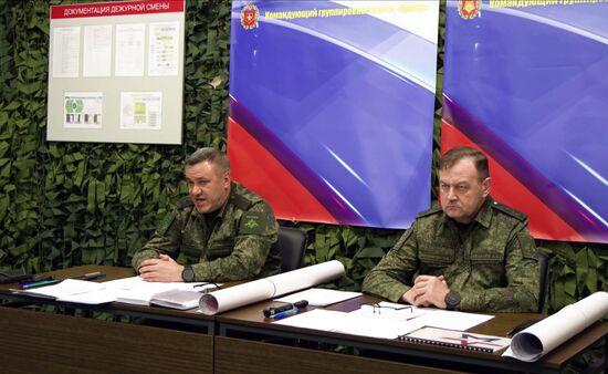 Президент Владимир Путин посетил один из пунктов управления Объединённой группировки войск