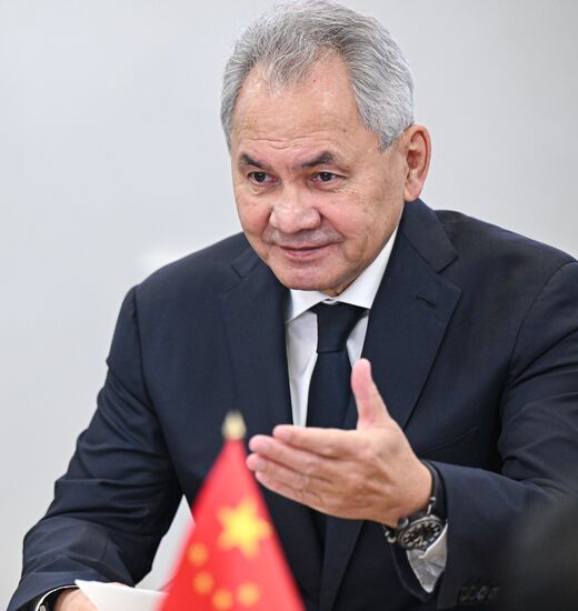 Встреча секретаря Совбеза РФ Шойгу и министра иностранных дел Китая Ван И