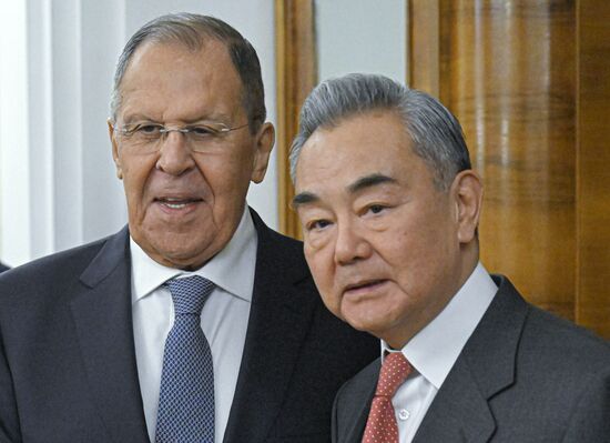 Встреча глав МИД РФ и КНР Сергея Лаврова и Ван И