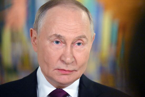 Президент Владимир Путин принял участие в инвестиционном форуме ВТБ "Россия зовет!"