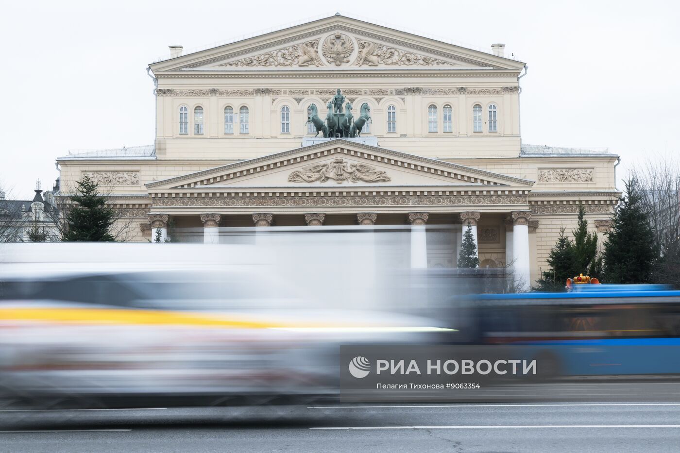 Онлайн-продажа билетов на балет "Щелкунчик" в Большом театре