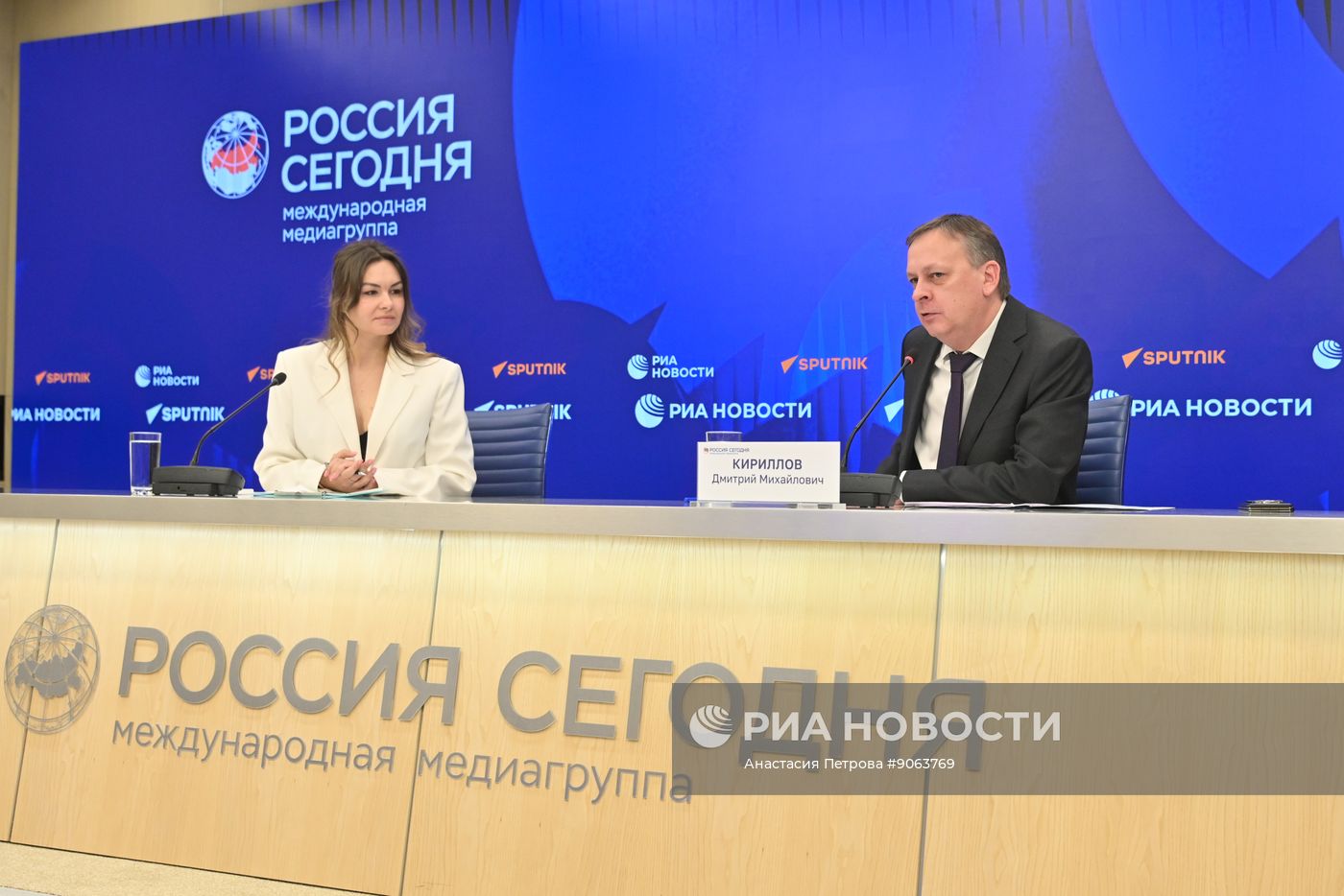 Пресс-конференция руководителя Федерального агентства водных ресурсов Дмитрия Кириллова