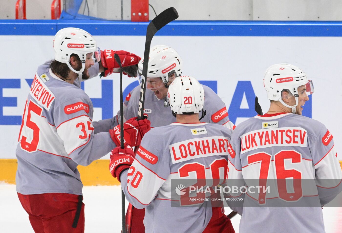 Хоккей. КХЛ. "Сибирь" (Новосибирск) - "Спартак" (Москва)