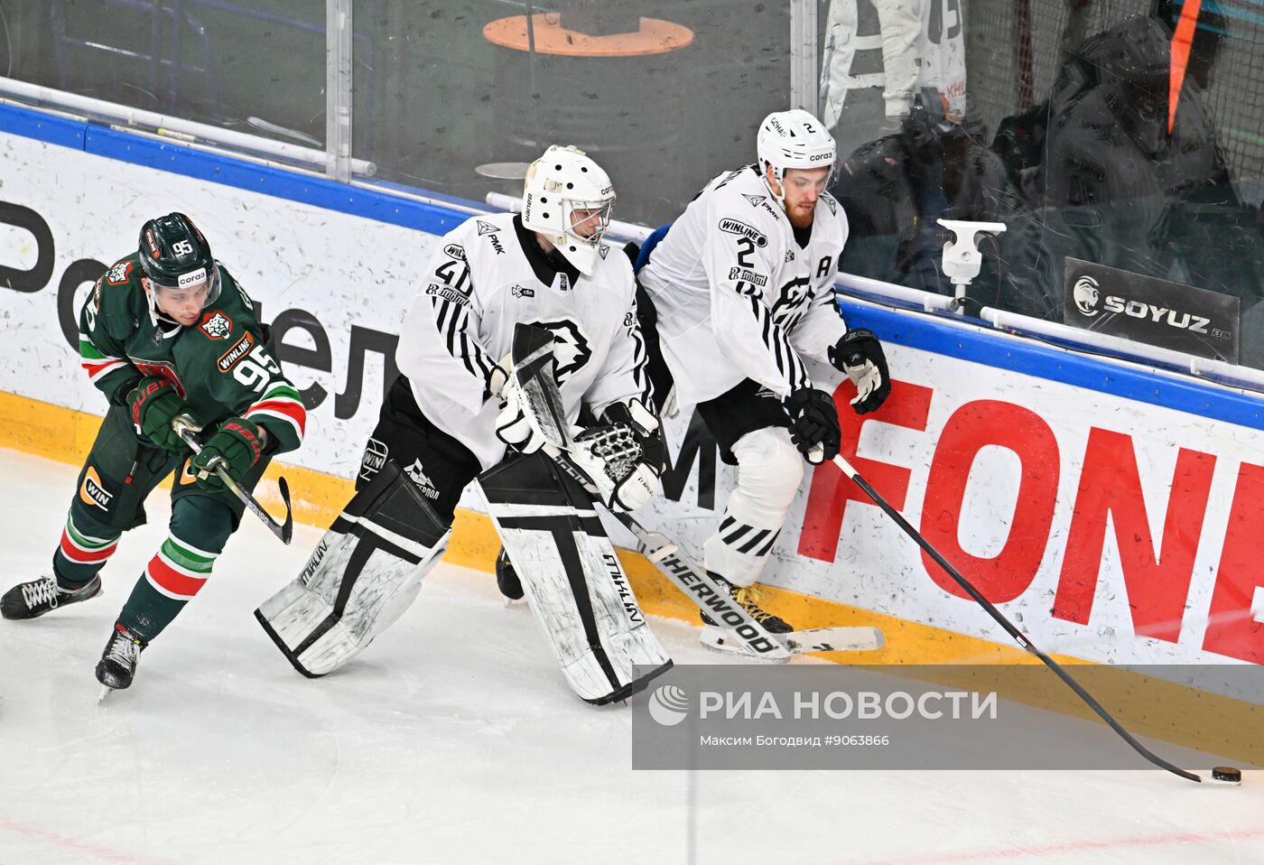 Хоккей. КХЛ. "Ак Барс" (Казань) - "Трактор" (Челябинск)