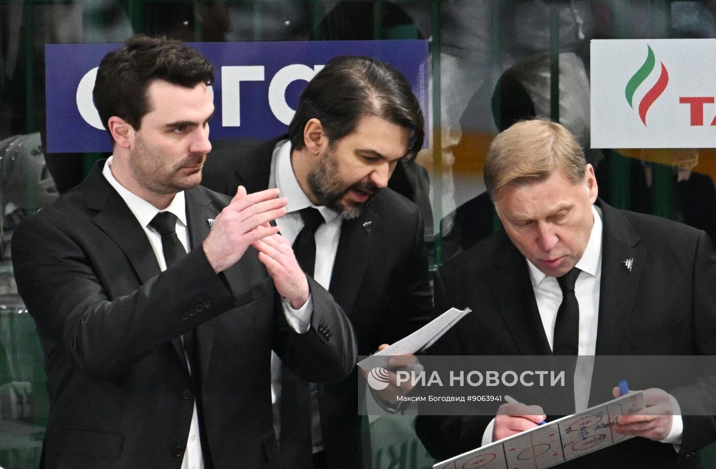 Хоккей. КХЛ. "Ак Барс" (Казань) - "Трактор" (Челябинск)