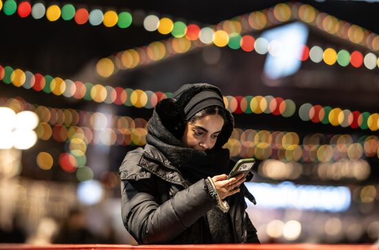 Подготовка к Новому году в городах России