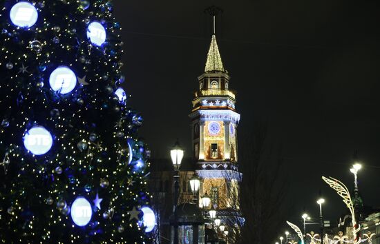 Новогоднее украшение Санкт-Петербурга