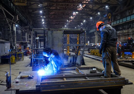 Урюпинский крановый завод