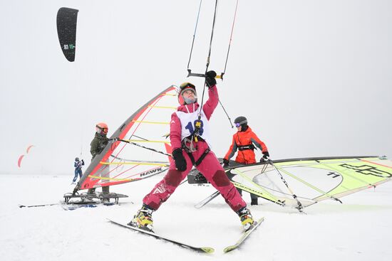 Соревнования по зимнему кайтингу "Кубок Сибири"