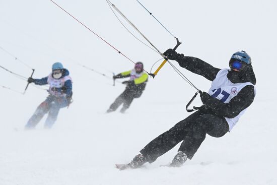 Соревнования по зимнему кайтингу "Кубок Сибири"
