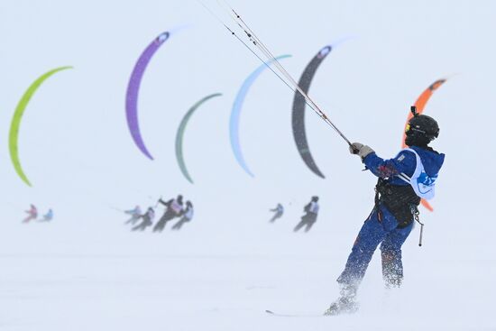 Соревнования по зимнему кайтингу "Кубок Сибири"