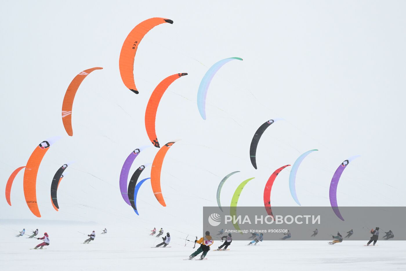 Соревнования по зимнему кайтингу "Кубок Сибири"