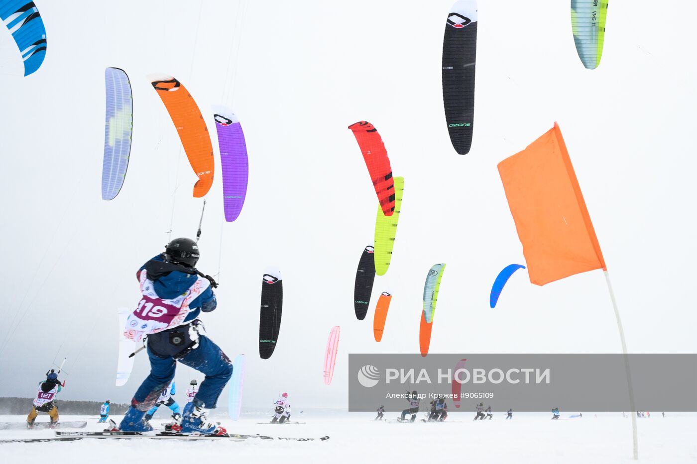 Соревнования по зимнему кайтингу "Кубок Сибири"