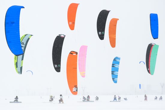 Соревнования по зимнему кайтингу "Кубок Сибири"