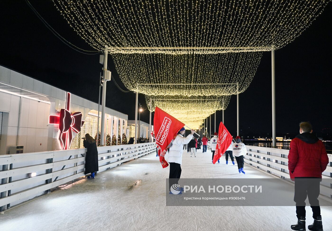 Каток на Царской набережной музея-заповедника "Коломенское"