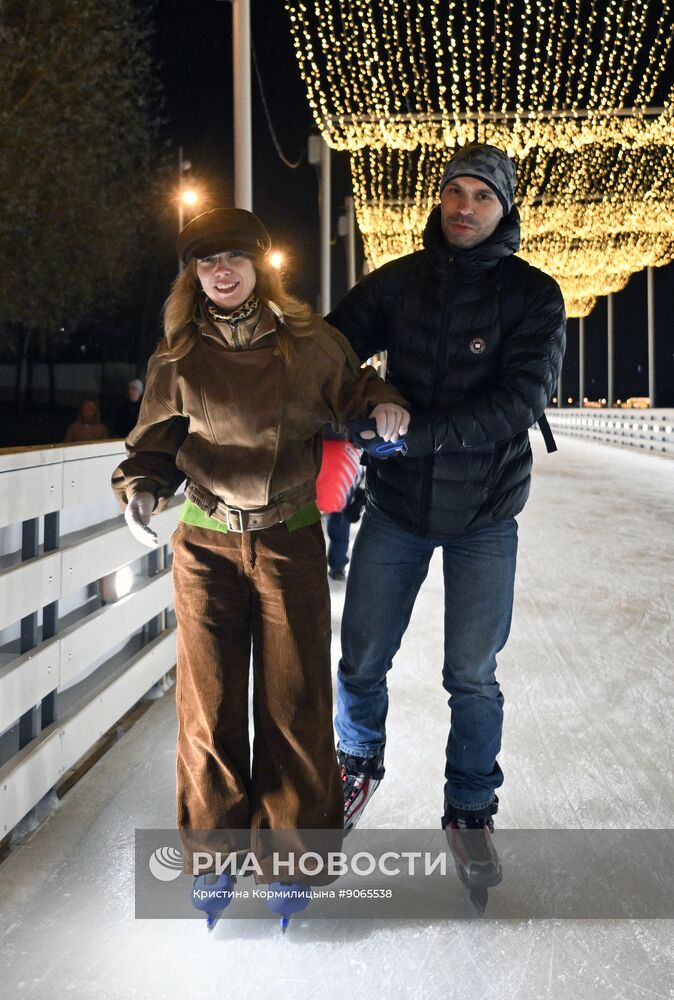 Каток на Царской набережной музея-заповедника "Коломенское"