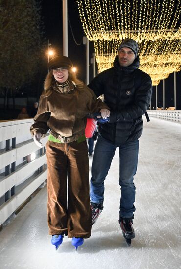 Каток на Царской набережной музея-заповедника "Коломенское"