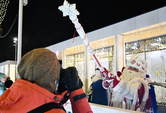 Каток на Царской набережной музея-заповедника "Коломенское"