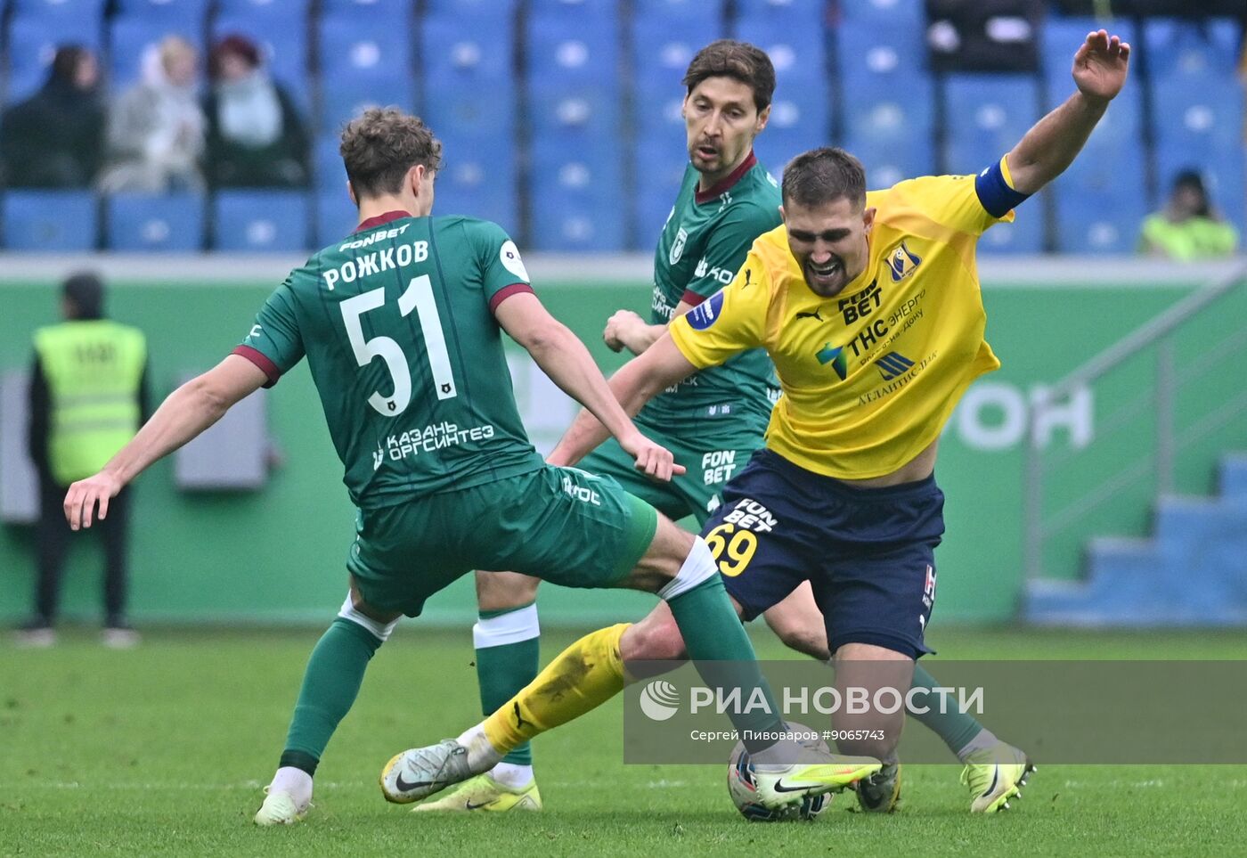 Футбол. РПЛ. "Ростов" (Ростов-на-Дону) - "Рубин" (Казань)