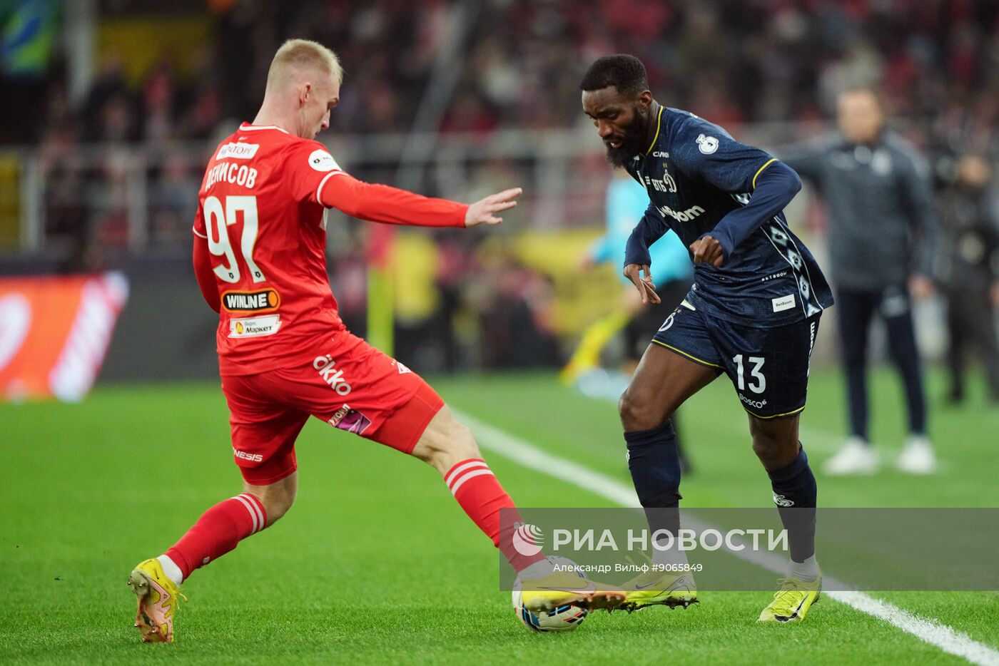 Футбол. РПЛ. "Спартак" (Москва) - "Динамо" (Москва) 
